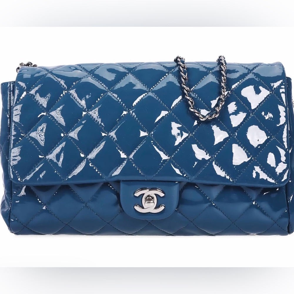 Chanel Quilted Patent Leather Shoulder Bag in Teal